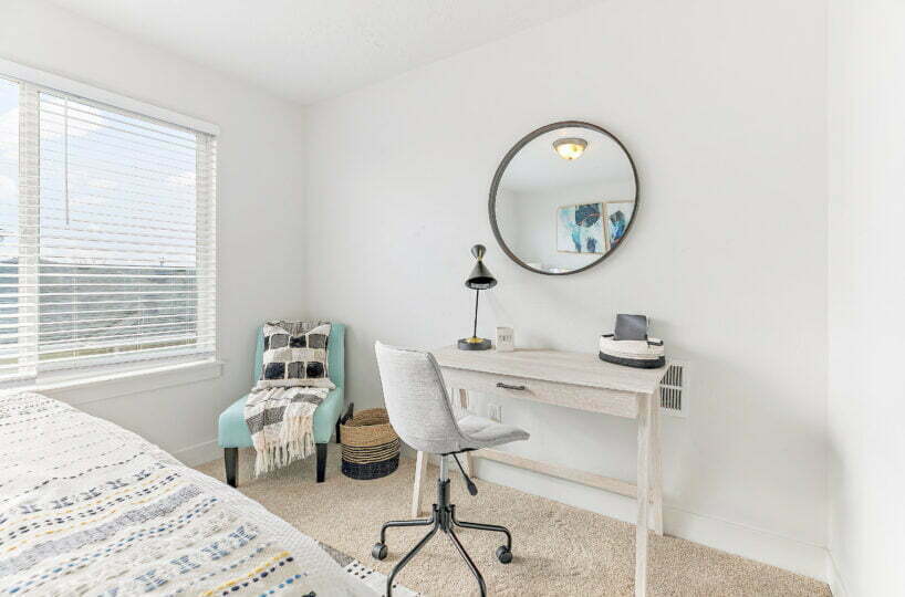Photo of workstation 3 in furnished townhome near Salt Lake City, UT. Corporate housing.